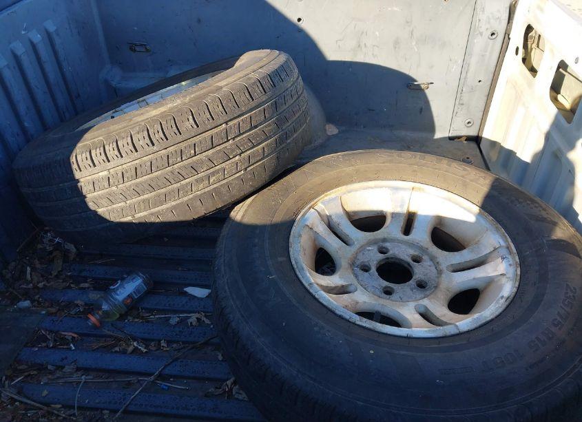 Photo 12 of 2001 Ford Explorer SPORT TRAC (VIN 1FMZU67E71UA41120)