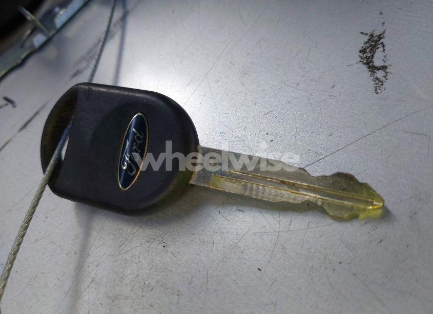 Photo 11 of 2002 Ford Explorer SPORT TRAC (VIN 1FMZU67E72UB26072)