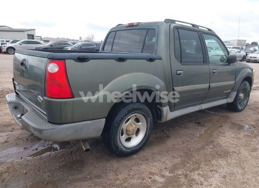 Photo 4 of 2002 Ford Explorer SPORT TRAC (VIN 1FMZU67E72UC25796)