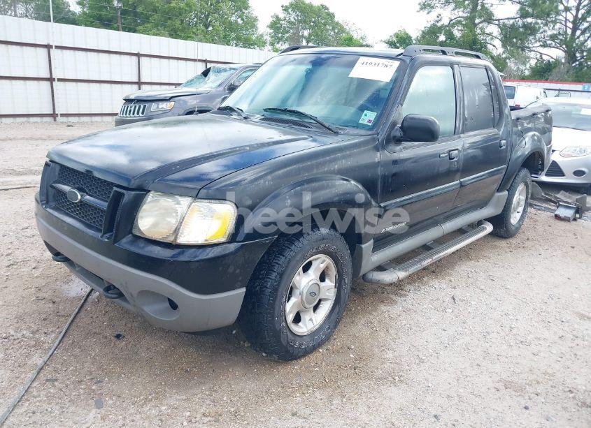 Photo 2 of 2001 Ford Explorer SPORT TRAC (VIN 1FMZU67E81UC75346)