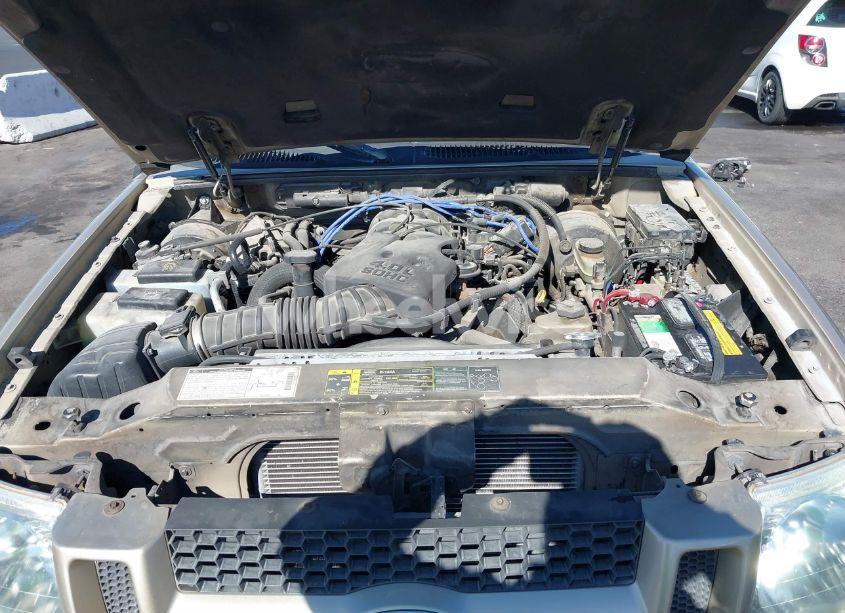 Photo 10 of 2002 Ford Explorer SPORT TRAC (VIN 1FMZU67E92UD54753)