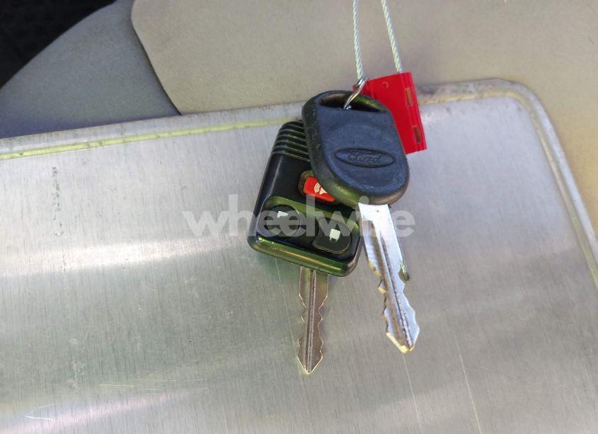 Photo 11 of 2002 Ford Explorer SPORT TRAC (VIN 1FMZU67E92UD54753)