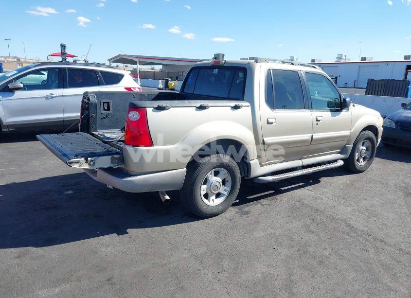 Photo 4 of 2002 Ford Explorer SPORT TRAC (VIN 1FMZU67E92UD54753)