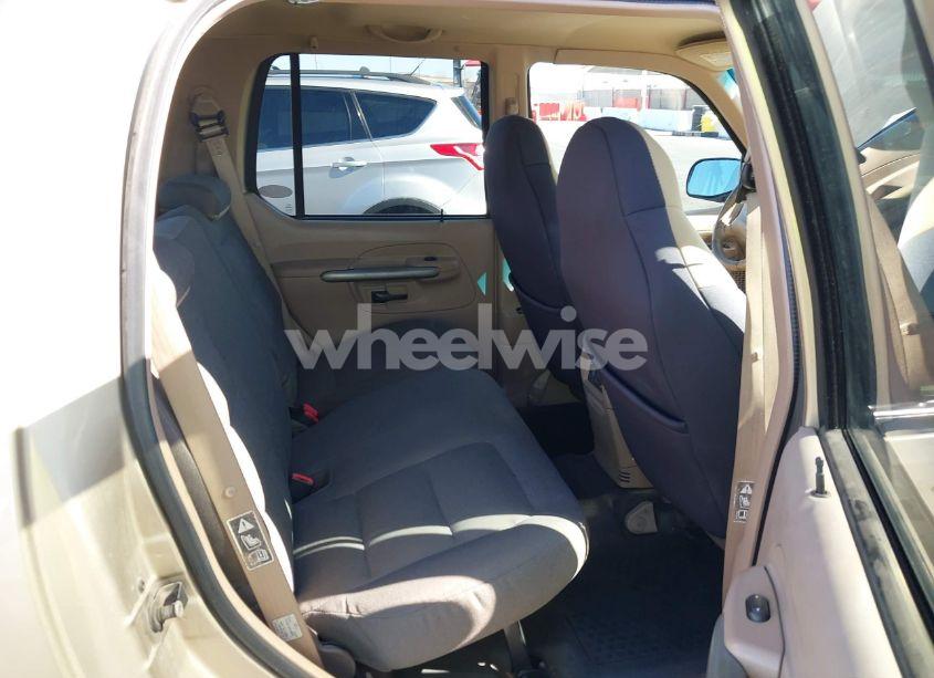 Photo 8 of 2002 Ford Explorer SPORT TRAC (VIN 1FMZU67E92UD54753)