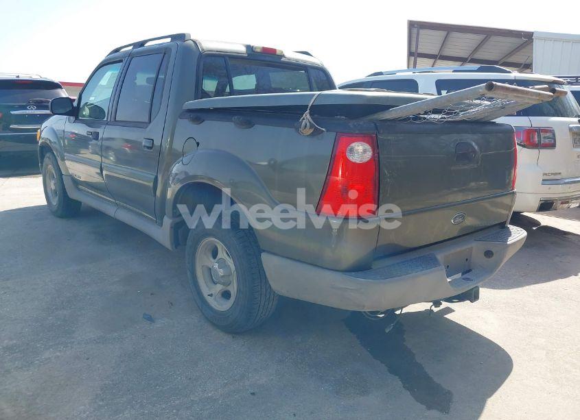 Photo 3 of 2002 Ford Explorer SPORT TRAC (VIN 1FMZU67E92UD71634)