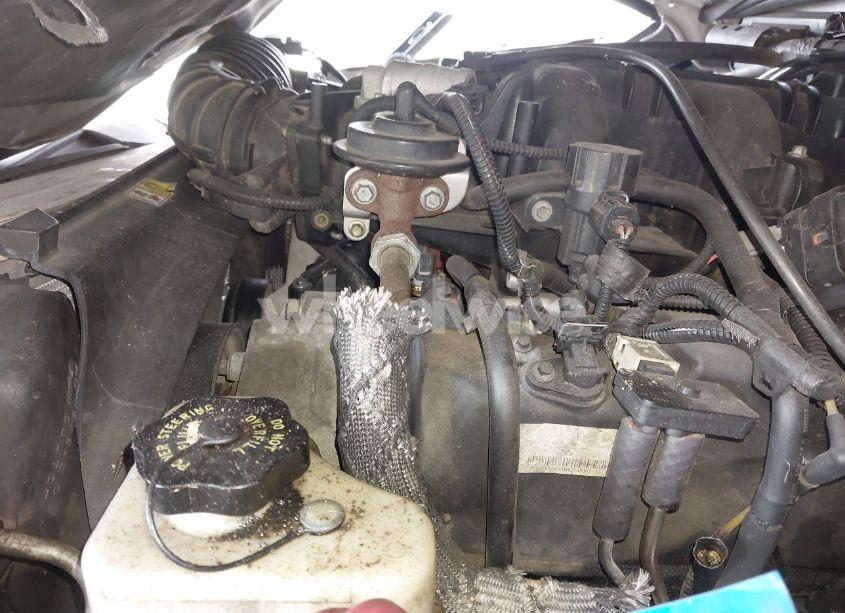 Photo 10 of 2001 Ford Explorer SPORT TRAC (VIN 1FMZU67EX1UC15522)