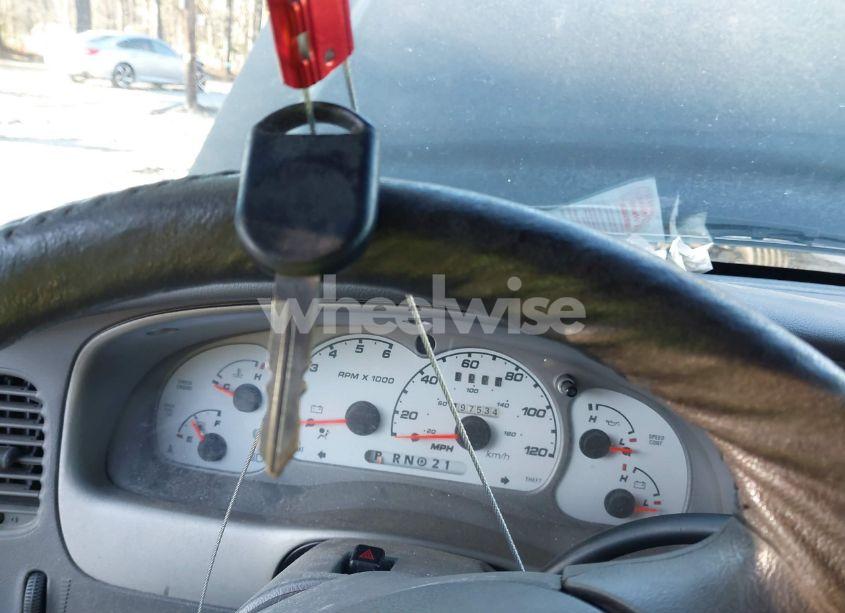 Photo 11 of 2001 Ford Explorer SPORT TRAC (VIN 1FMZU67EX1UC48035)