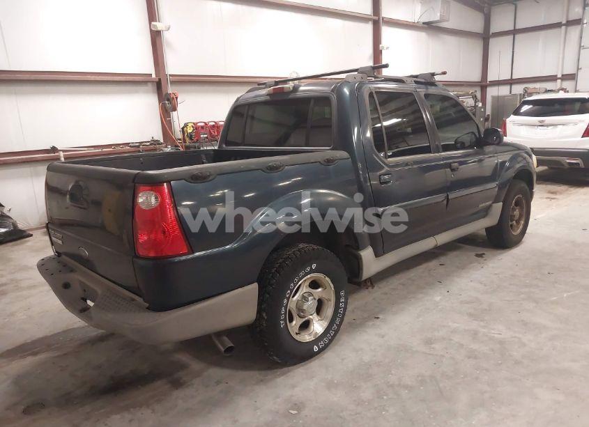 Photo 4 of 2001 Ford Explorer SPORT TRAC (VIN 1FMZU67EX1UC60444)