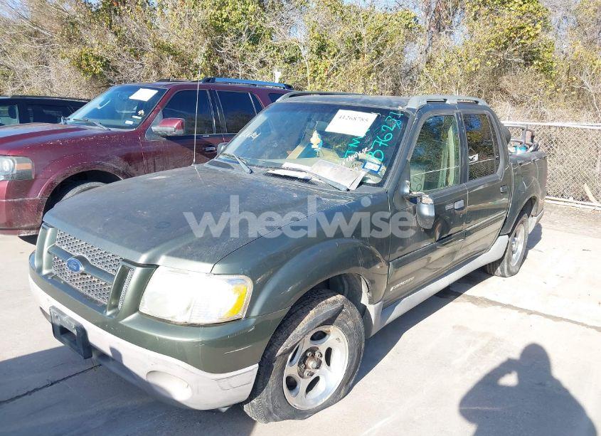 Photo 2 of 2002 Ford Explorer SPORT TRAC CHOICE/PREMIUM/VALUE (VIN 1FMZU67EX2UB76271)