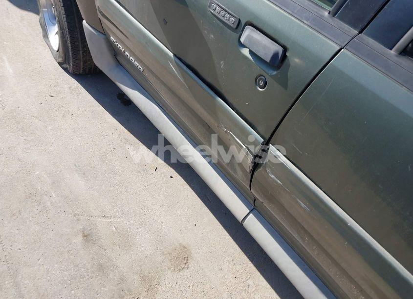 Photo 6 of 2002 Ford Explorer SPORT TRAC CHOICE/PREMIUM/VALUE (VIN 1FMZU67EX2UB76271)