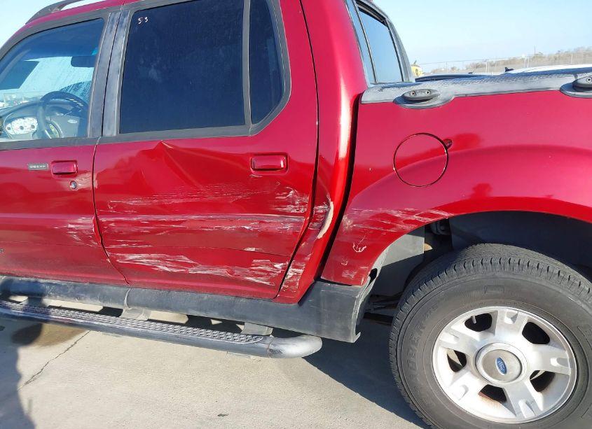 Photo 6 of 2002 Ford Explorer SPORT TRAC (VIN 1FMZU67EX2UC94076)