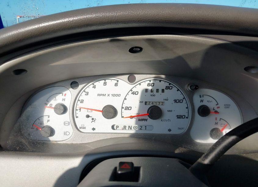 Photo 7 of 2002 Ford Explorer SPORT TRAC (VIN 1FMZU67EX2UC94076)