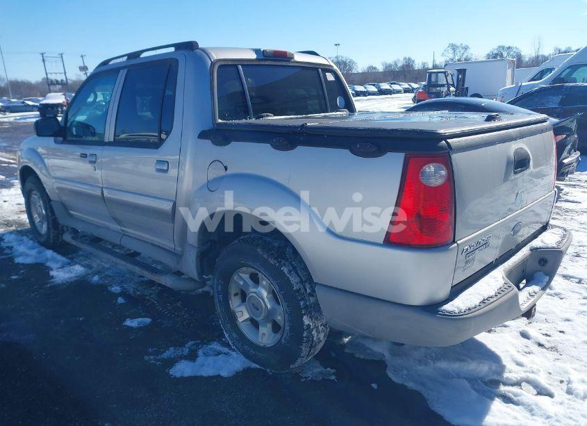 Photo 3 of 2003 Ford Explorer SPORT TRAC XLS/XLT (VIN 1FMZU67EX3UA50963)