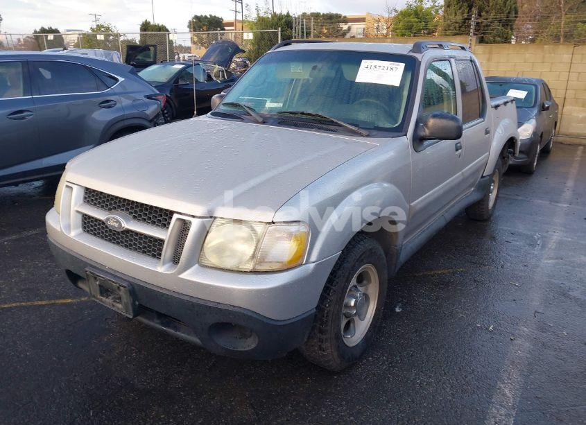 Photo 2 of 2004 Ford Explorer SPORT TRAC ADRENALIN/XLS/XLT (VIN 1FMZU67K04UA23780)