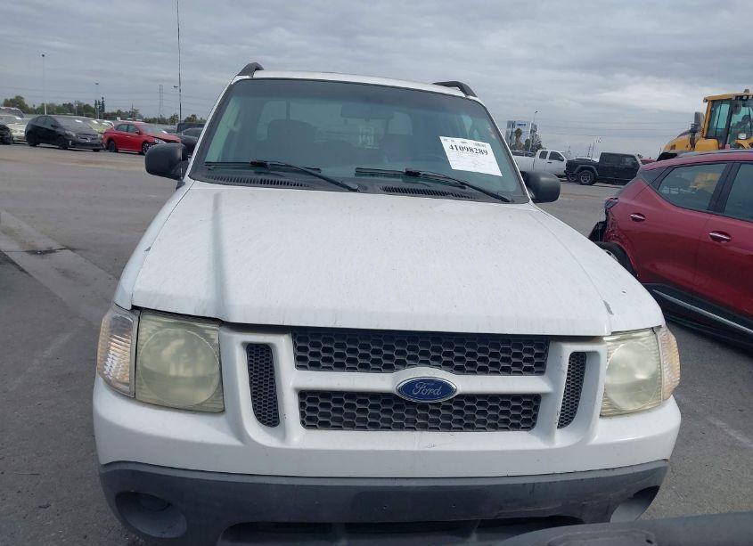 Photo 12 of 2005 Ford Explorer SPORT TRAC ADRENALIN/XLS/XLT (VIN 1FMZU67K05UA01098)