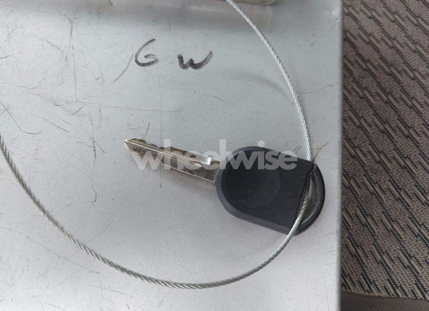 Photo 11 of 2005 Ford Explorer SPORT TRAC ADRENALIN/XLS/XLT (VIN 1FMZU67K05UA39415)