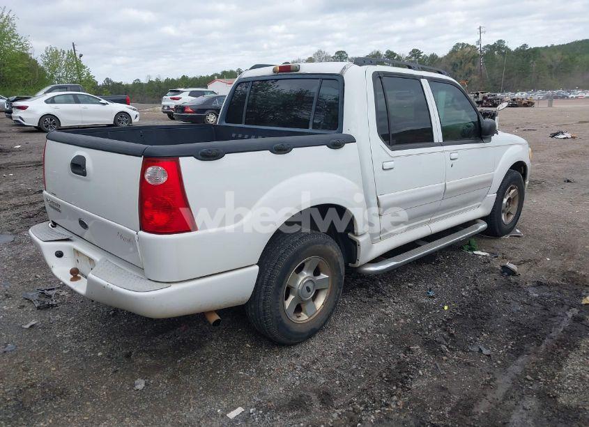 Photo 4 of 2005 Ford Explorer SPORT TRAC ADRENALIN/XLS/XLT (VIN 1FMZU67K05UA39415)