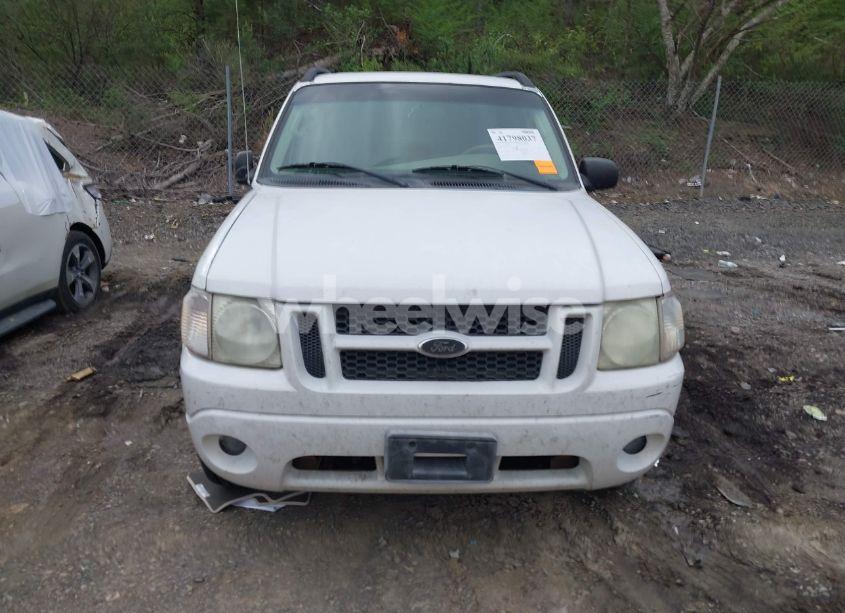 Photo 6 of 2005 Ford Explorer SPORT TRAC ADRENALIN/XLS/XLT (VIN 1FMZU67K05UA39415)