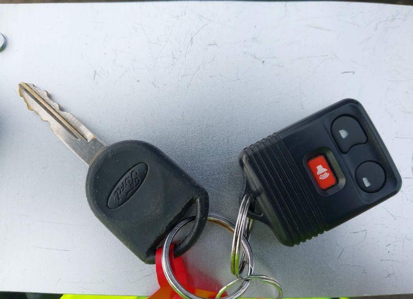 Photo 11 of 2005 Ford Explorer SPORT TRAC ADRENALIN/XLS/XLT (VIN 1FMZU67K05UB28367)