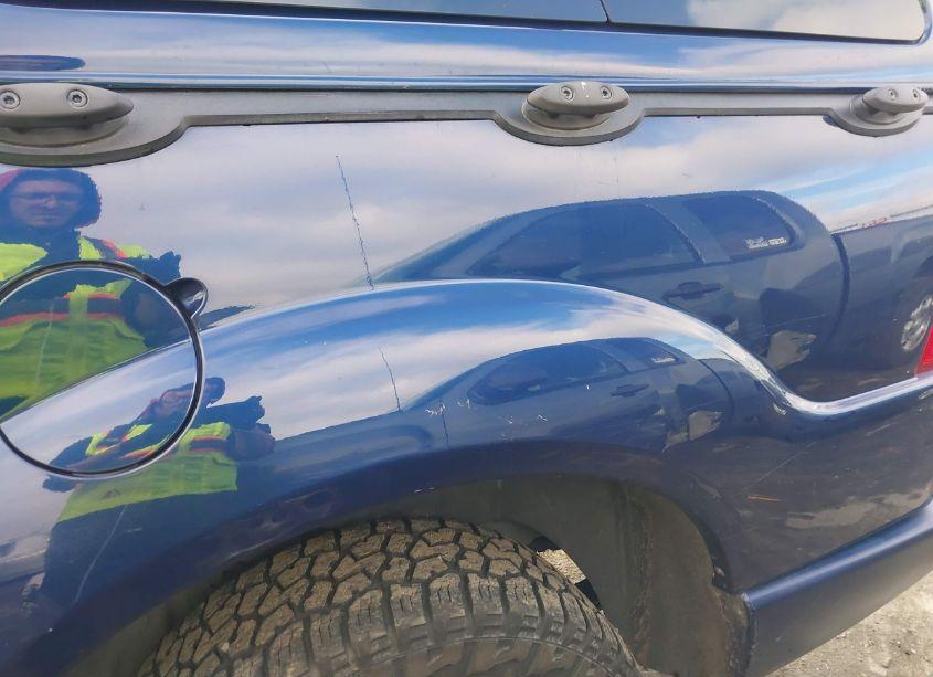 Photo 6 of 2005 Ford Explorer SPORT TRAC ADRENALIN/XLS/XLT (VIN 1FMZU67K05UB28367)