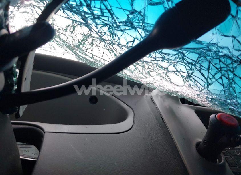 Photo 11 of 2004 Ford Explorer SPORT TRAC ADRENALIN/XLS/XLT (VIN 1FMZU67K14UA83504)