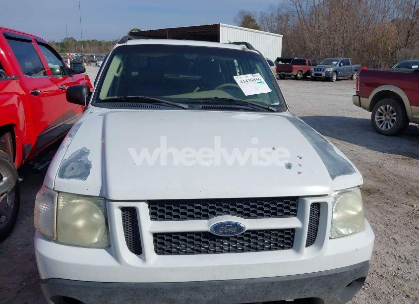 Photo 13 of 2005 Ford Explorer SPORT TRAC ADRENALIN/XLS/XLT (VIN 1FMZU67K15UA48284)