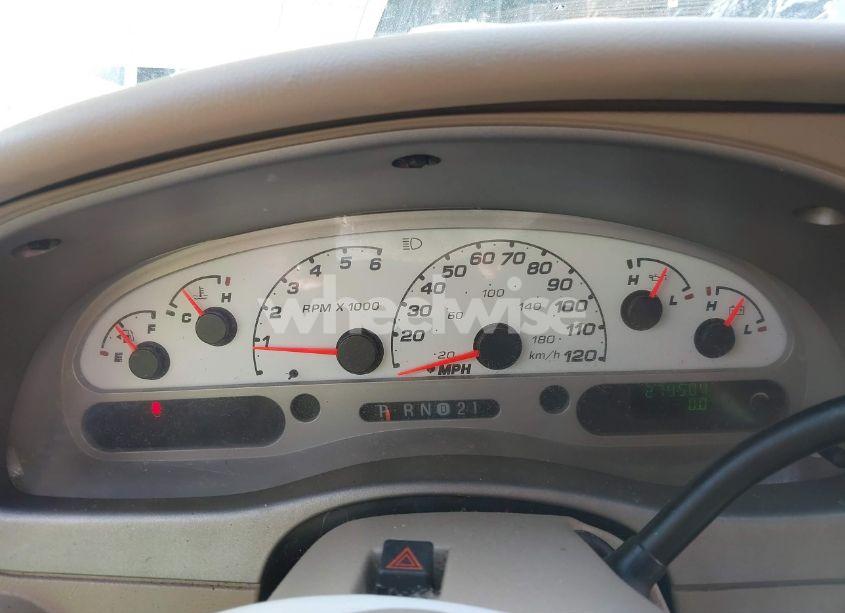 Photo 7 of 2005 Ford Explorer SPORT TRAC ADRENALIN/XLS/XLT (VIN 1FMZU67K15UA48284)