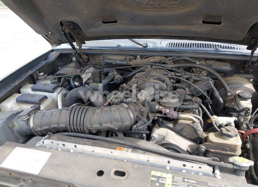 Photo 10 of 2005 Ford Explorer SPORT TRAC ADRENALIN/XLS/XLT (VIN 1FMZU67K15UA48446)