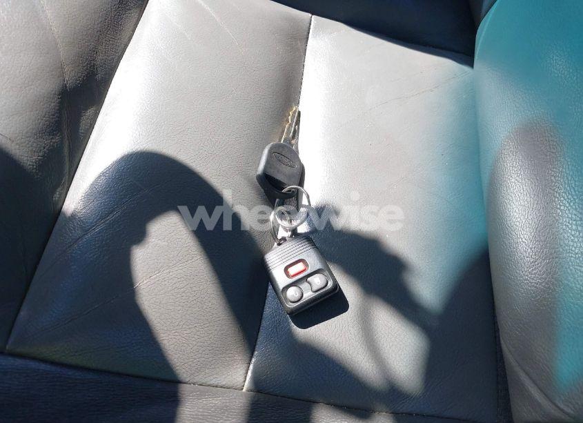 Photo 11 of 2005 Ford Explorer SPORT TRAC ADRENALIN/XLS/XLT (VIN 1FMZU67K15UB73530)