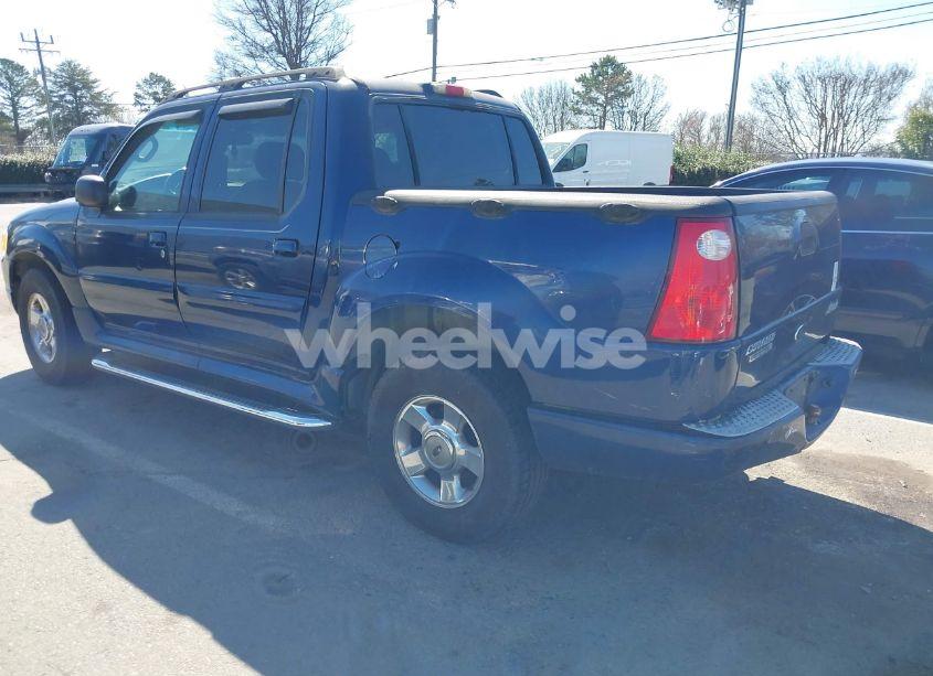 Photo 3 of 2005 Ford Explorer SPORT TRAC ADRENALIN/XLS/XLT (VIN 1FMZU67K15UB73530)