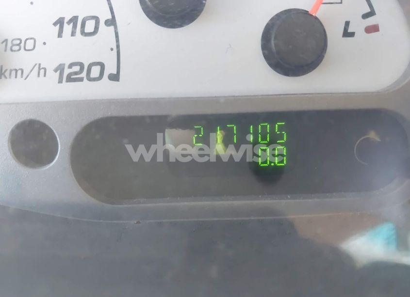 Photo 12 of 2004 Ford Explorer SPORT TRAC ADRENALIN/XLS/XLT (VIN 1FMZU67K24UA66100)