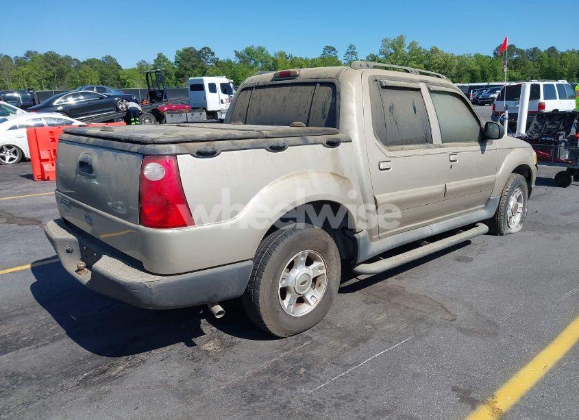 Photo 4 of 2004 Ford Explorer SPORT TRAC ADRENALIN/XLS/XLT (VIN 1FMZU67K24UA66100)