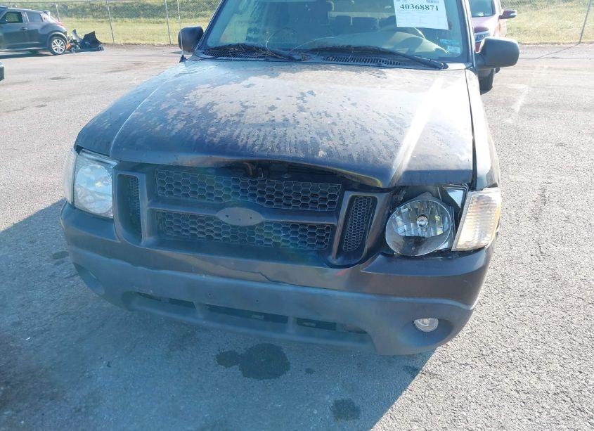 Photo 6 of 2005 Ford Explorer SPORT TRAC ADRENALIN/XLS/XLT (VIN 1FMZU67K25UA29968)
