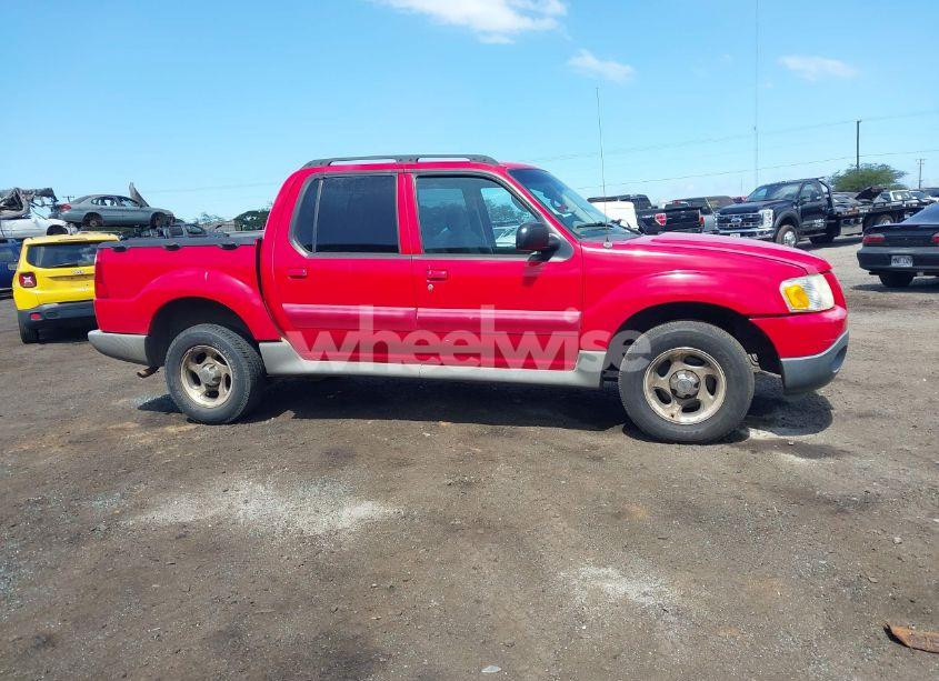 Photo 13 of 2005 Ford Explorer SPORT TRAC ADRENALIN/XLS/XLT (VIN 1FMZU67K25UB67669)