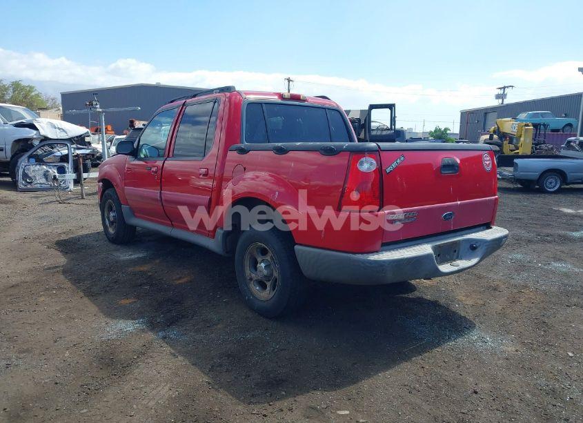 Photo 3 of 2005 Ford Explorer SPORT TRAC ADRENALIN/XLS/XLT (VIN 1FMZU67K25UB67669)