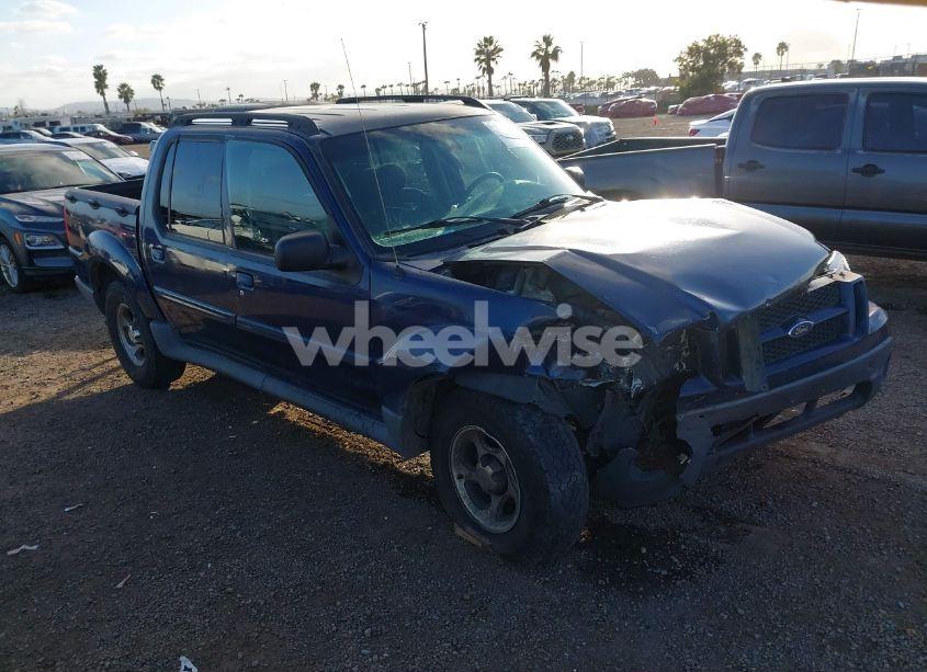 2004 Ford Explorer SPORT TRAC ADRENALIN/XLS/XLT (VIN 1FMZU67K34UA88932) main photo