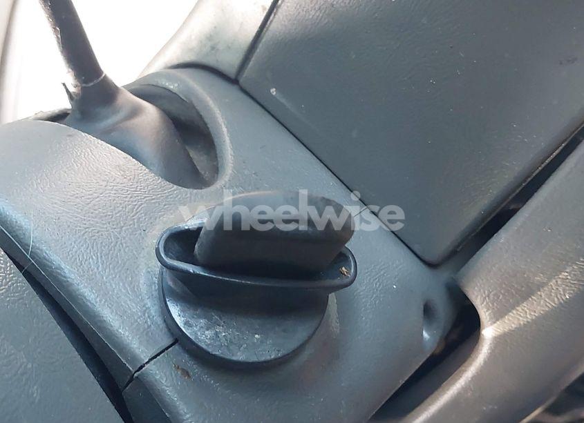 Photo 11 of 2004 Ford Explorer SPORT TRAC ADRENALIN/XLS/XLT (VIN 1FMZU67K34UA88932)