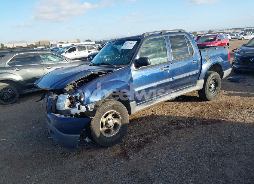 Photo 2 of 2004 Ford Explorer SPORT TRAC ADRENALIN/XLS/XLT (VIN 1FMZU67K34UA88932)