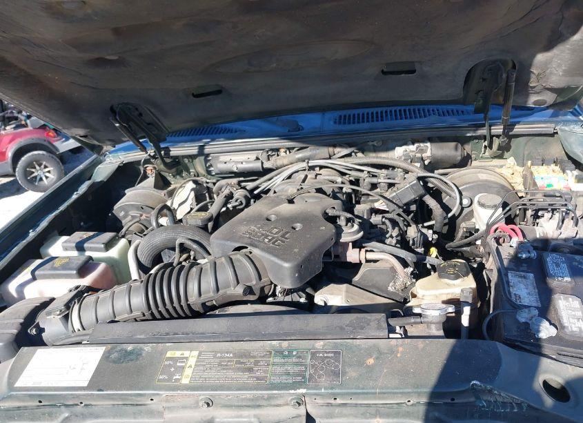 Photo 10 of 2004 Ford Explorer SPORT TRAC ADRENALIN/XLS/XLT (VIN 1FMZU67K34UB22920)