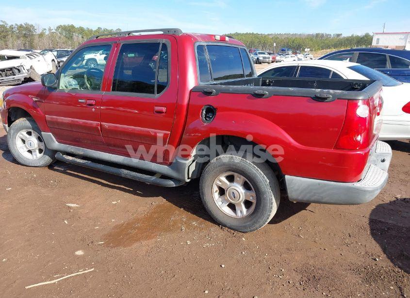 Photo 3 of 2004 Ford Explorer SPORT TRAC ADRENALIN/XLS/XLT (VIN 1FMZU67K34UB23890)