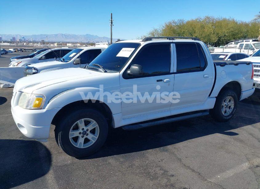 Photo 13 of 2005 Ford Explorer SPORT TRAC ADRENALIN/XLS/XLT (VIN 1FMZU67K35UA13486)