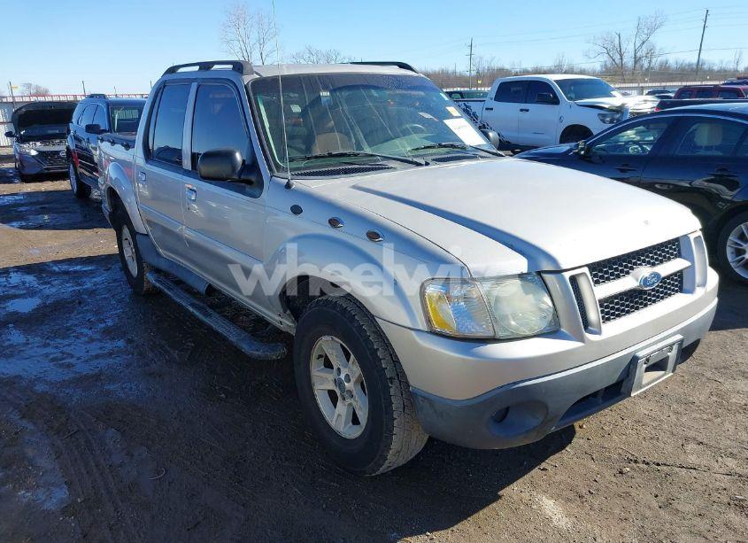 2005 Ford Explorer SPORT TRAC ADRENALIN/XLS/XLT (VIN 1FMZU67K35UA29591) main photo