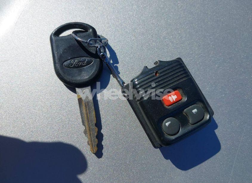 Photo 11 of 2005 Ford Explorer SPORT TRAC ADRENALIN/XLS/XLT (VIN 1FMZU67K35UA29591)