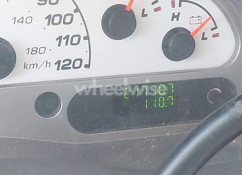 Photo 16 of 2005 Ford Explorer SPORT TRAC ADRENALIN/XLS/XLT (VIN 1FMZU67K35UA29591)