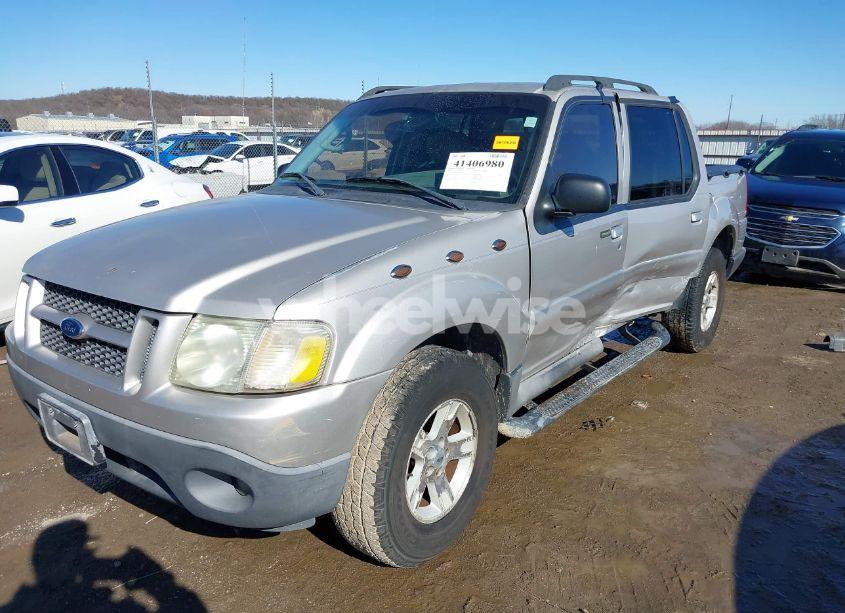 Photo 2 of 2005 Ford Explorer SPORT TRAC ADRENALIN/XLS/XLT (VIN 1FMZU67K35UA29591)