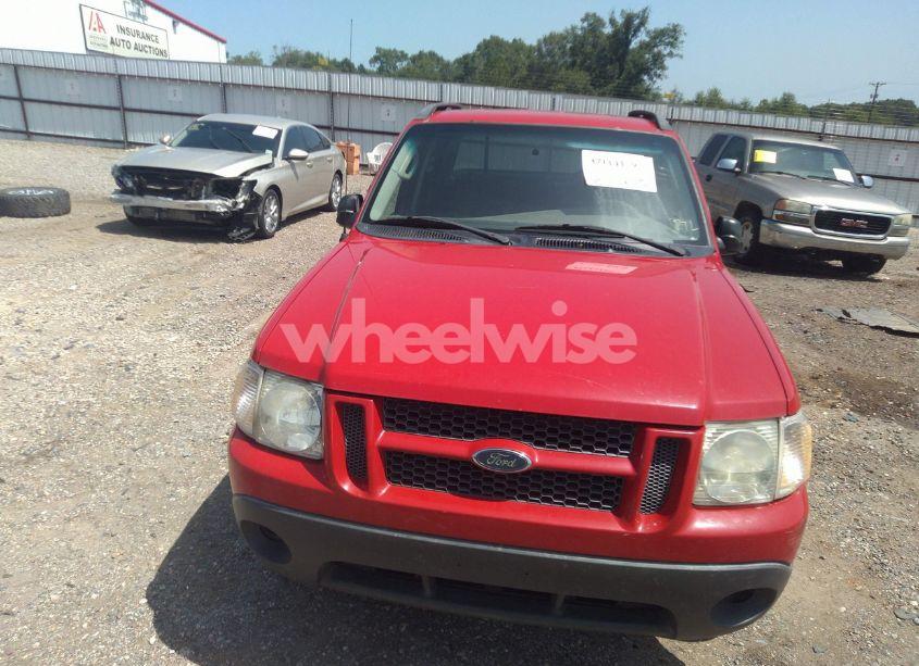 Photo 6 of 2005 Ford Explorer SPORT TRAC ADRENALIN/XLS/XLT (VIN 1FMZU67K35UB81970)