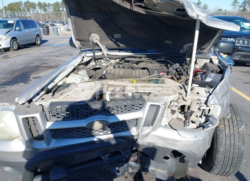 Photo 10 of 2005 Ford Explorer SPORT TRAC (VIN 1FMZU67K35UB82696)