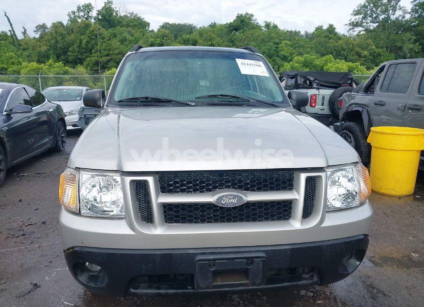 Photo 12 of 2004 Ford Explorer SPORT TRAC (VIN 1FMZU67K44UA22678)