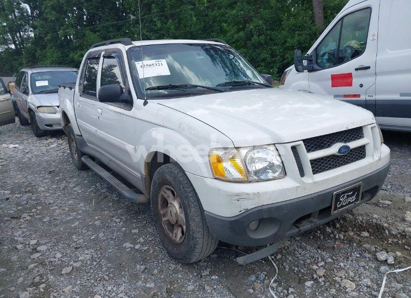2004 Ford Explorer SPORT TRAC ADRENALIN/XLS/XLT (VIN 1FMZU67K44UA57074) main photo