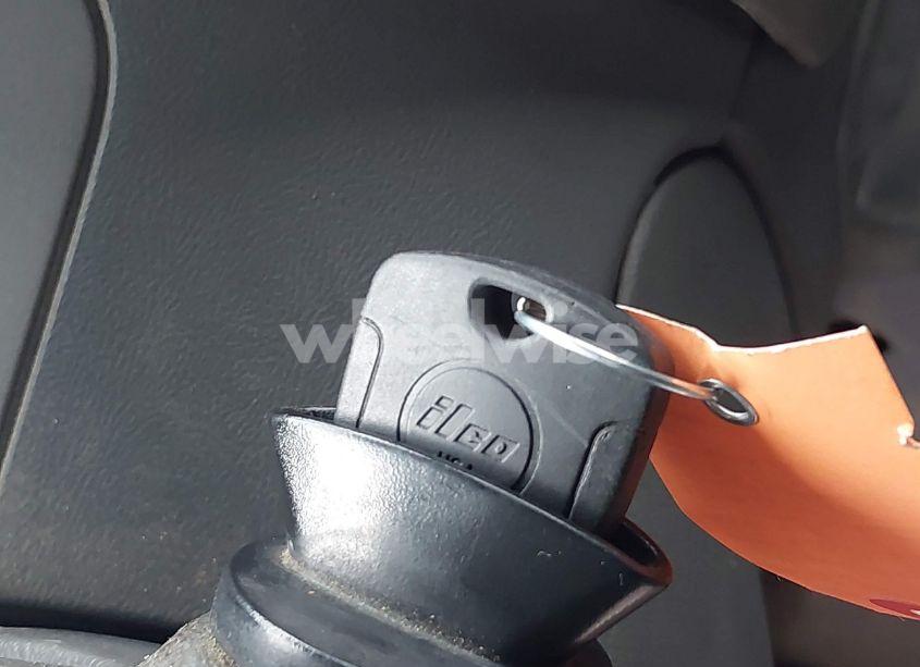 Photo 11 of 2004 Ford Explorer SPORT TRAC ADRENALIN/XLS/XLT (VIN 1FMZU67K44UA57074)